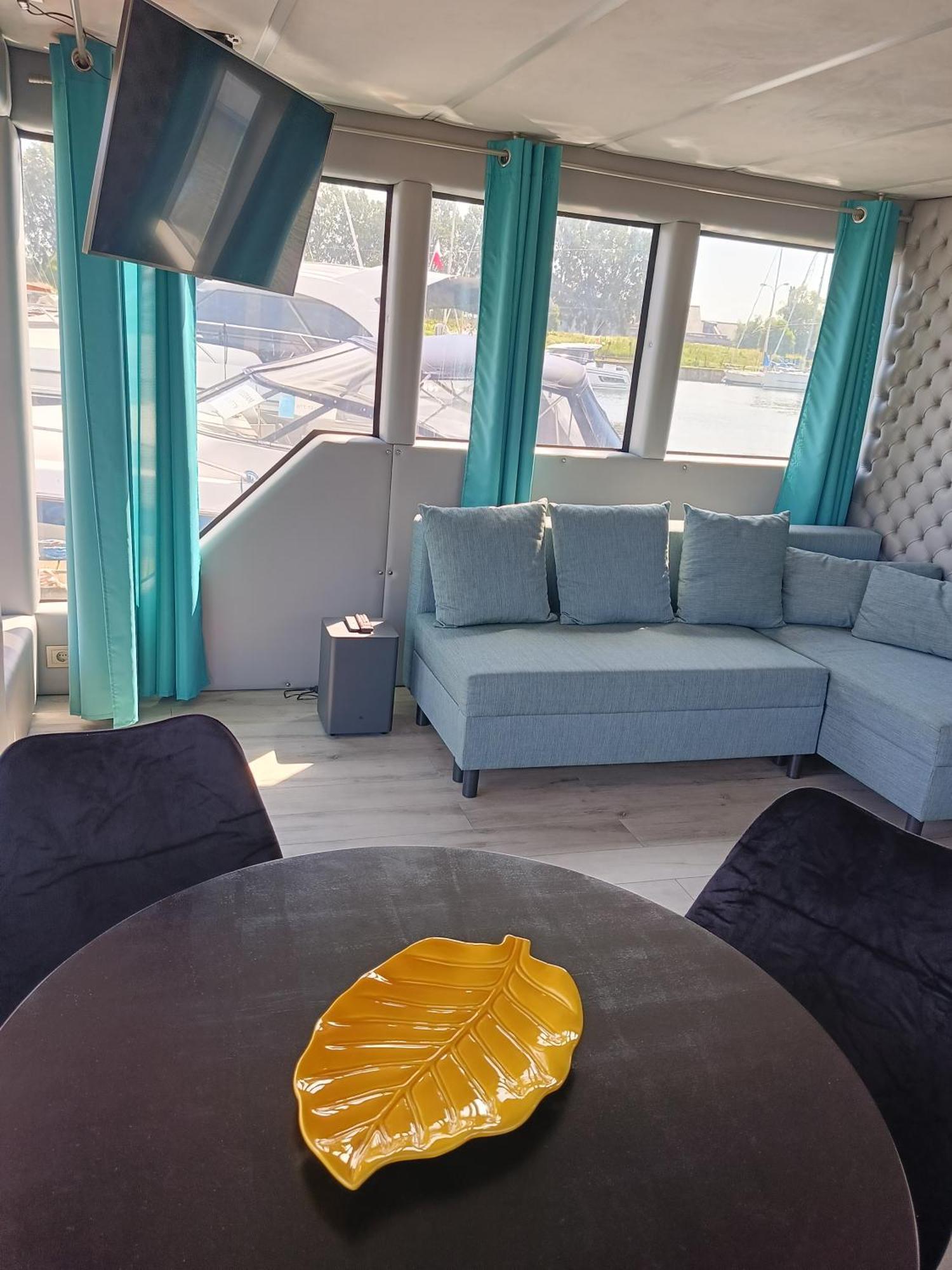 Appartamento Sunrise Houseboat Świnoujście Esterno foto